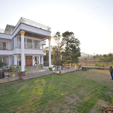 White Castle Villa By Tropicana Stays Lonavala Dış mekan fotoğraf